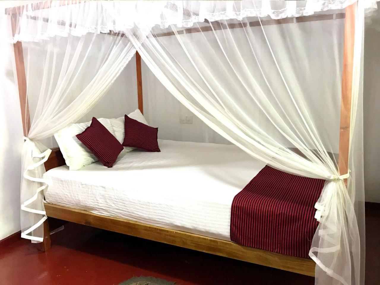 Damith Tourist Inn Мірісса Екстер'єр фото